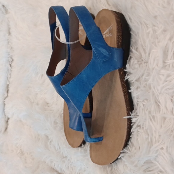 Dansko Reece Waxy Burnished Blue Leather Sandals Cork Footbed NEW SZ EU 40 - Picture 1 of 16